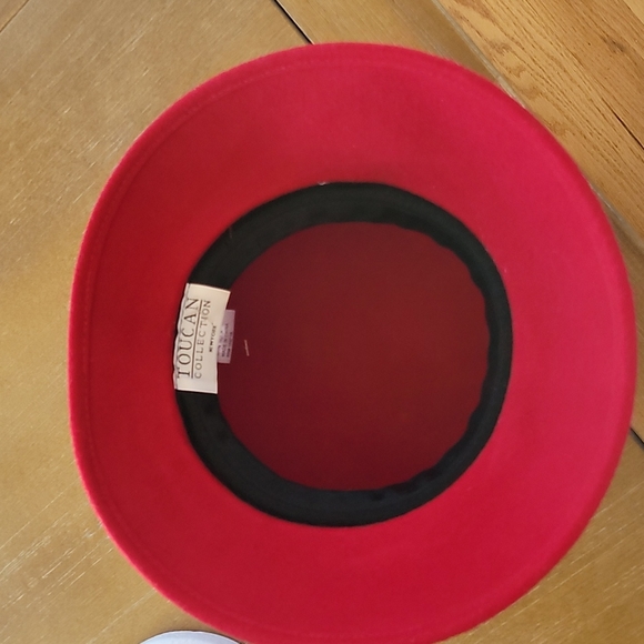 TOUCAN NEW YORK WOOL HAT NEVER WORN. - Picture 10 of 13